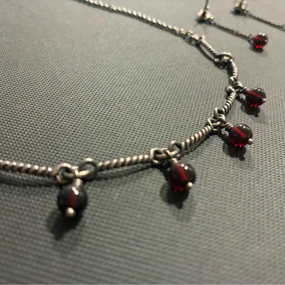 Rare Retired James Avery Garnet Necklace and Earring Set - Picture 4 of 8